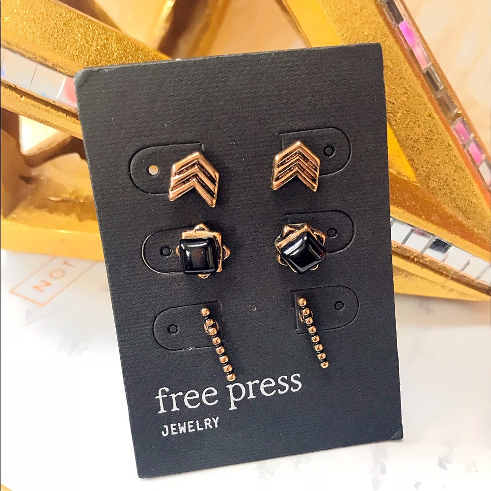 Fine set of earrings